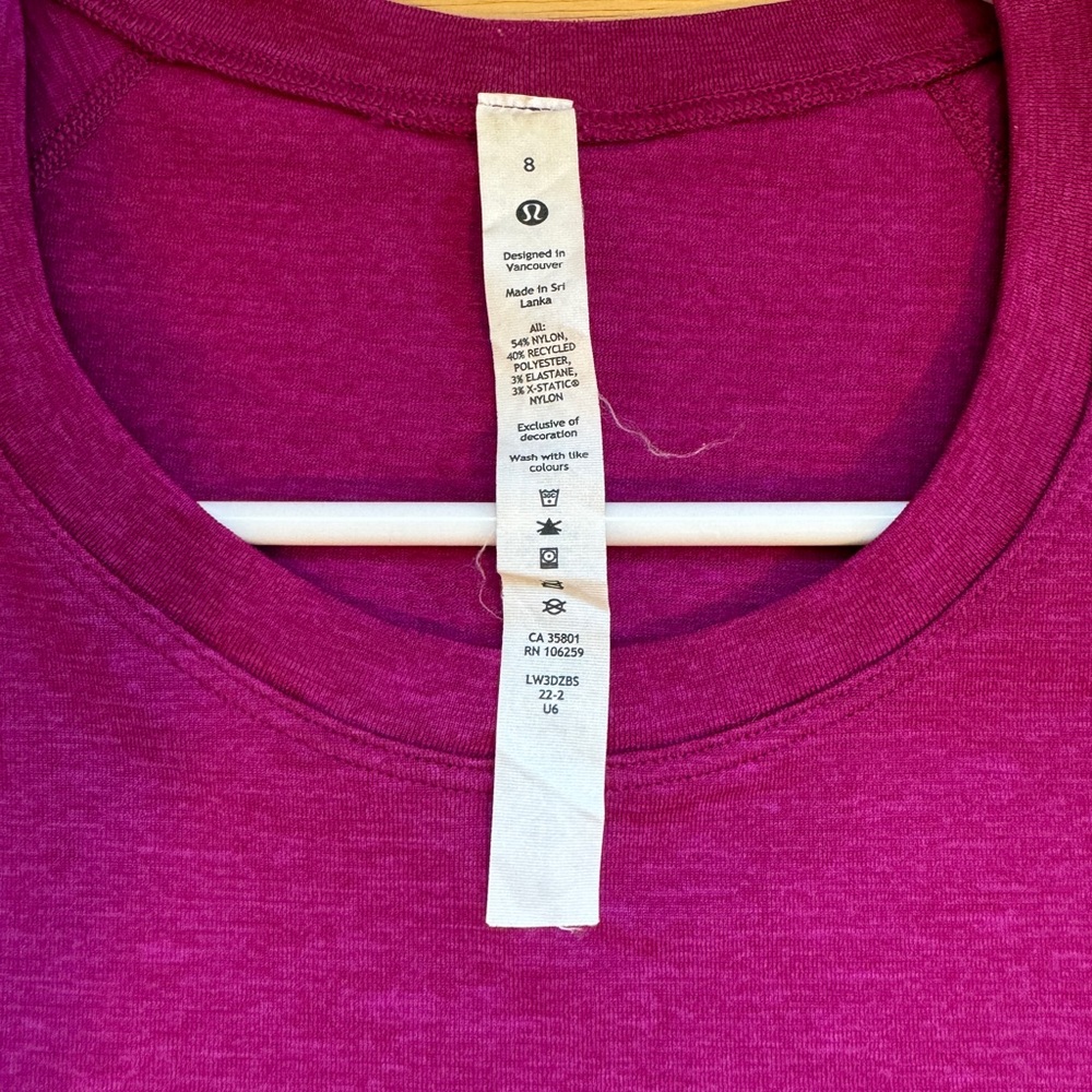 Lululemon short sleeve top. Size 8